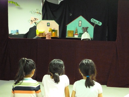 6月11日 人形劇団「ニッキ」さんと千葉大小児科病棟訪問