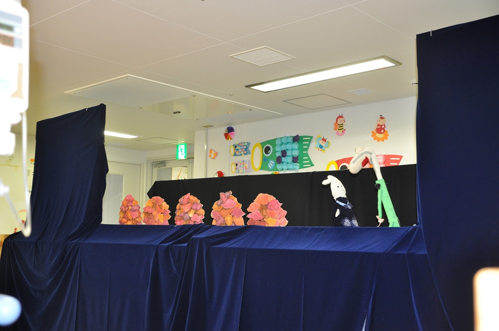 6月2日　千葉大学医学部付属病院小児科での人形劇
