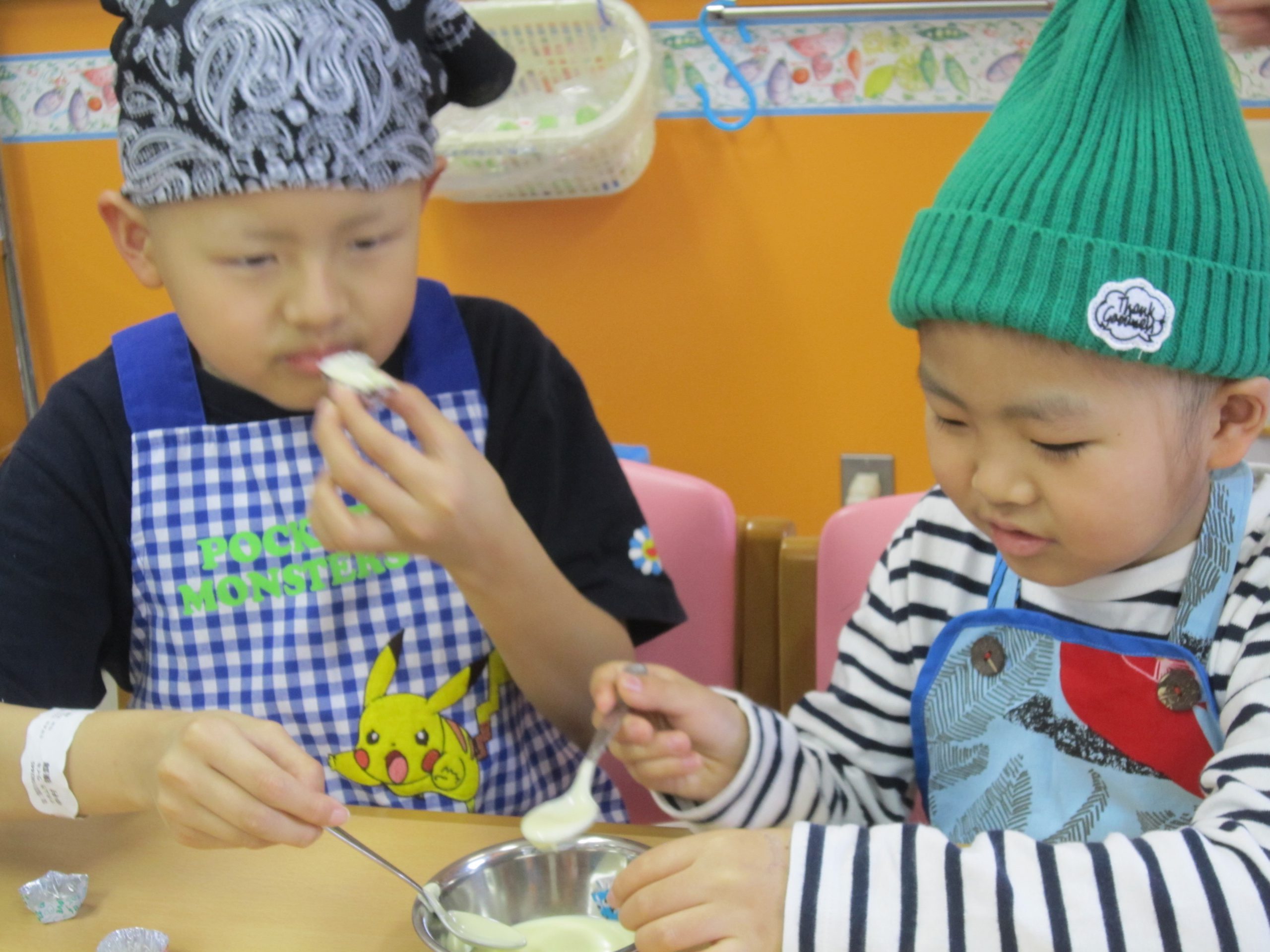 2月13日　千葉県こども病院　バレンタインデーのチョコ作り