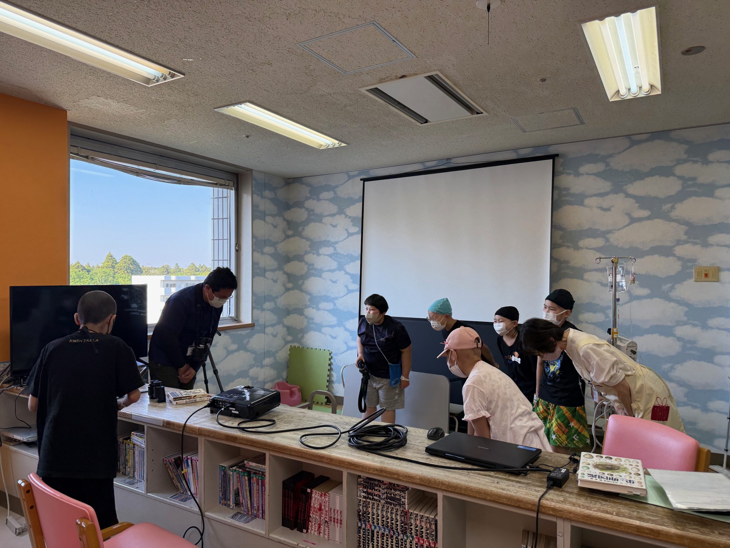 ４月３０日　千葉県こども病院　身近な鳥のおはなし～病室から鳥を見てみよう～