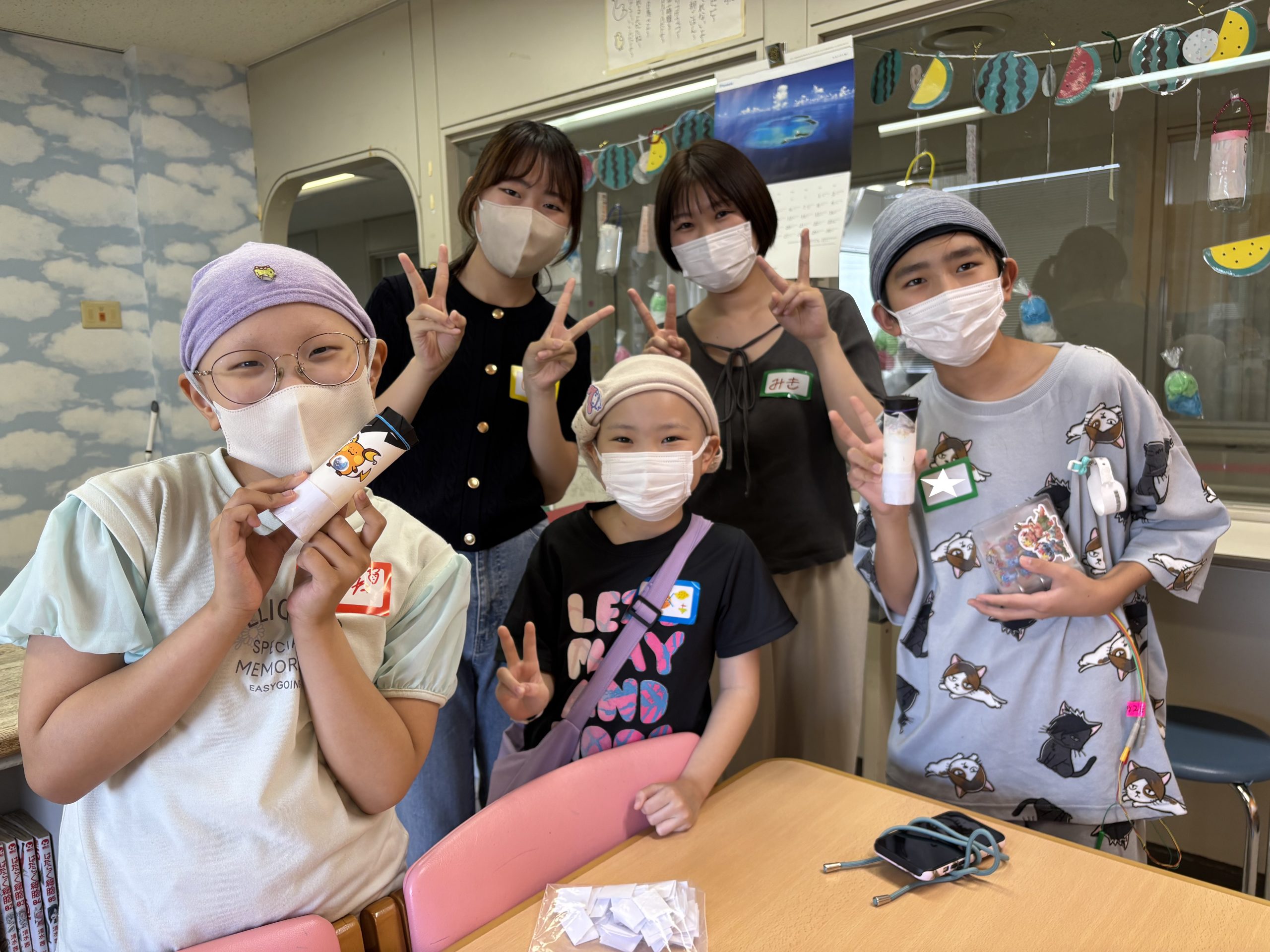 8月13日　千葉県こども病院　大学生との万華鏡作り