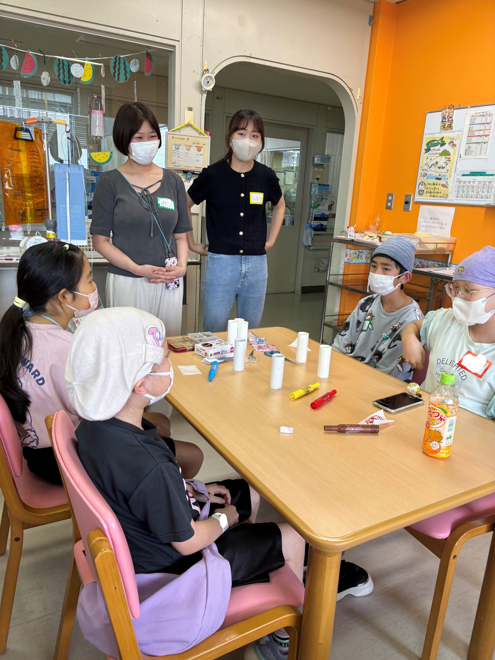 8月13日　千葉県こども病院　大学生との万華鏡作り