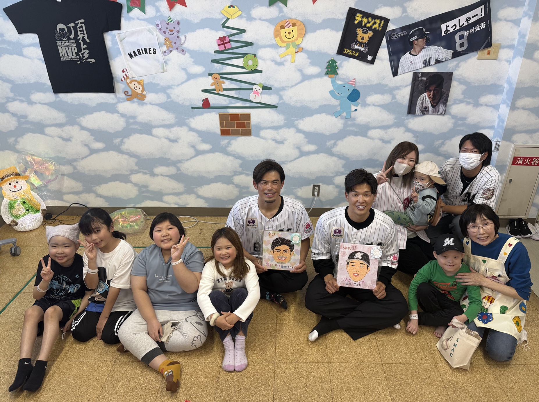 12月15日 千葉県こども病院 今江敏晃さん・中村奨吾選手の病棟訪問