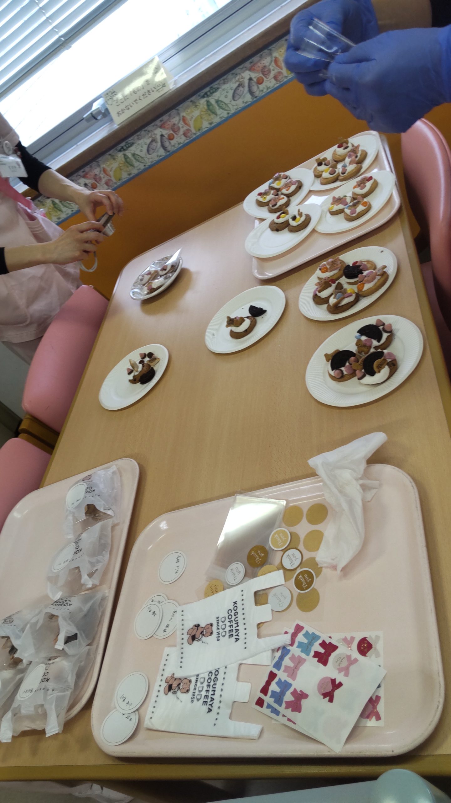 2月12日（木）千葉県こども病院　バレンタインチョコ作り